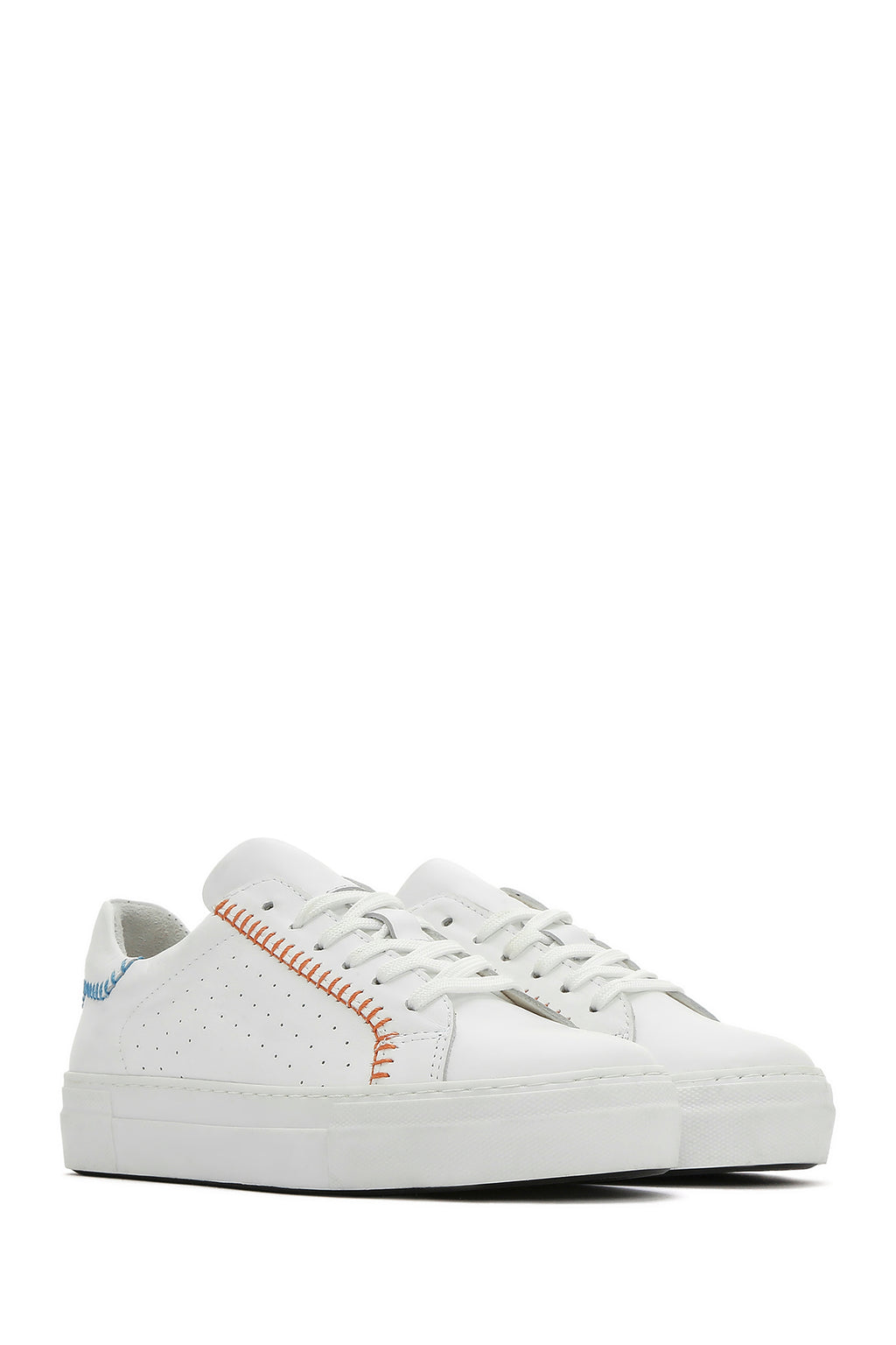 Kadın Beyaz Bağcıklı Deri Sneaker
