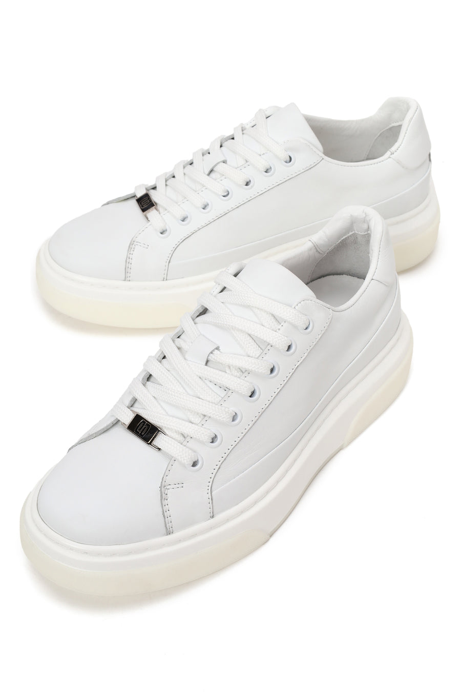 Erkek Beyaz Bağcıklı Kalın Tabanlı Deri Sneaker