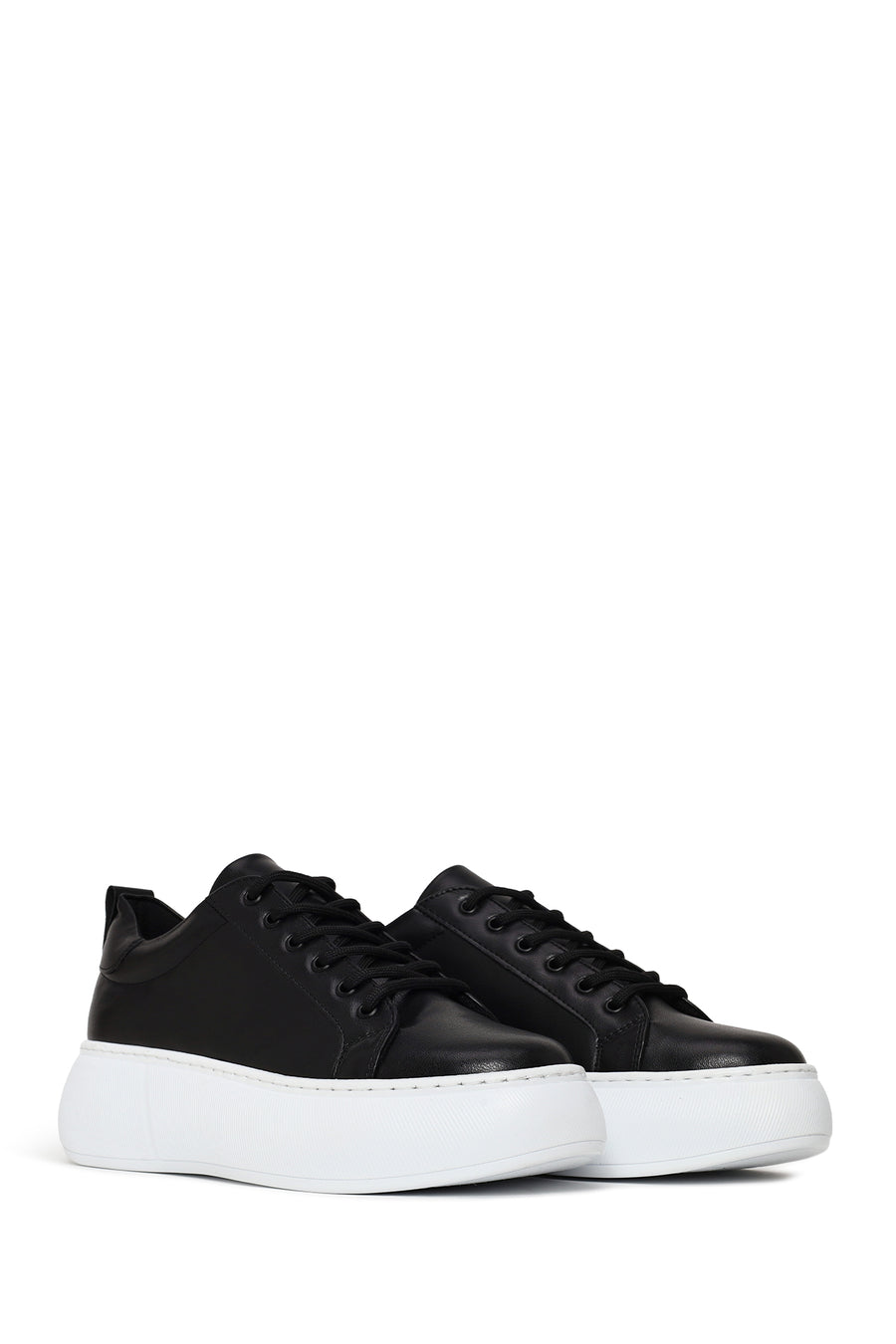 Kadın Siyah Bağcıklı Kalın Tabanlı Sneaker
