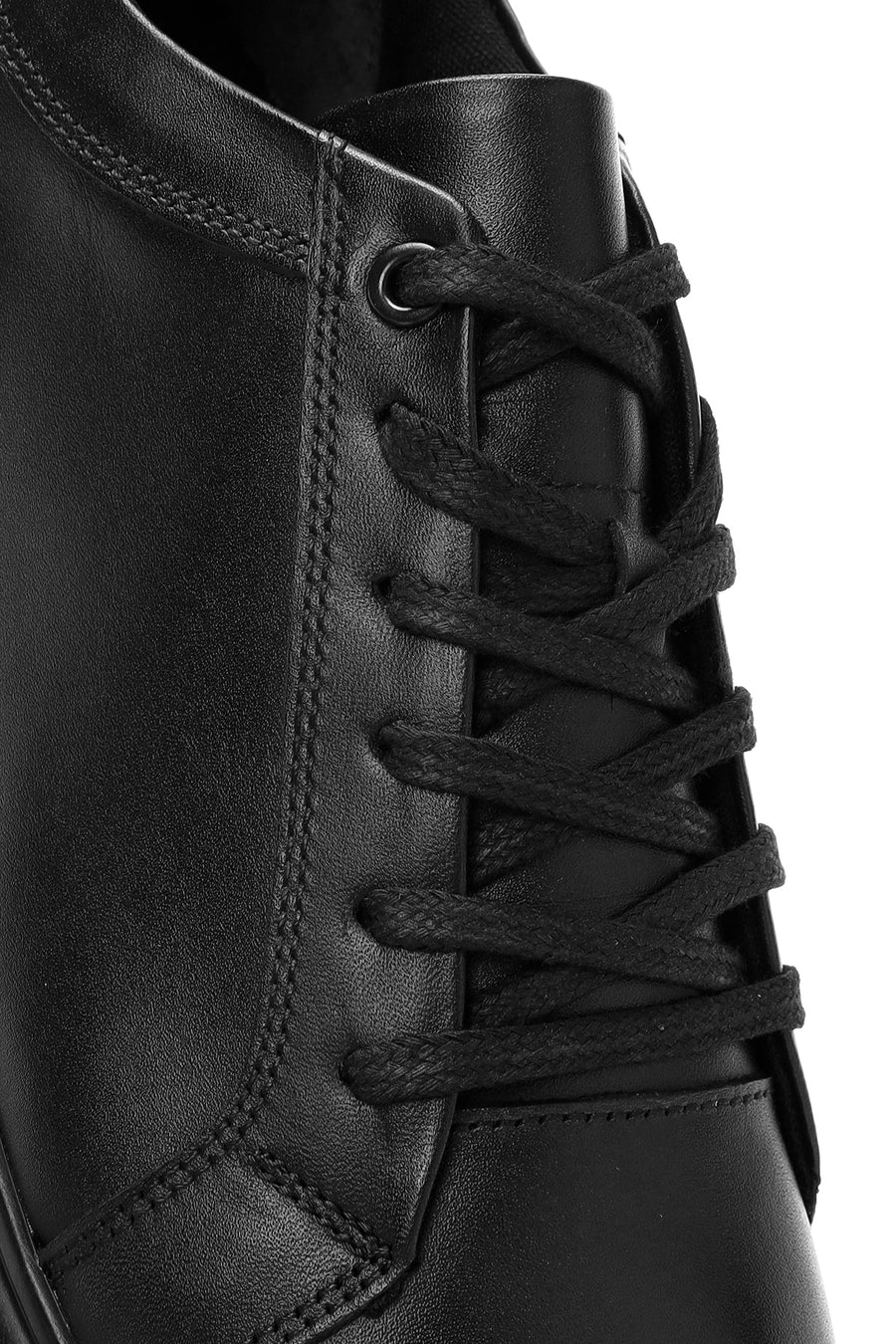 Men's Black Lace-up Leather Sneaker