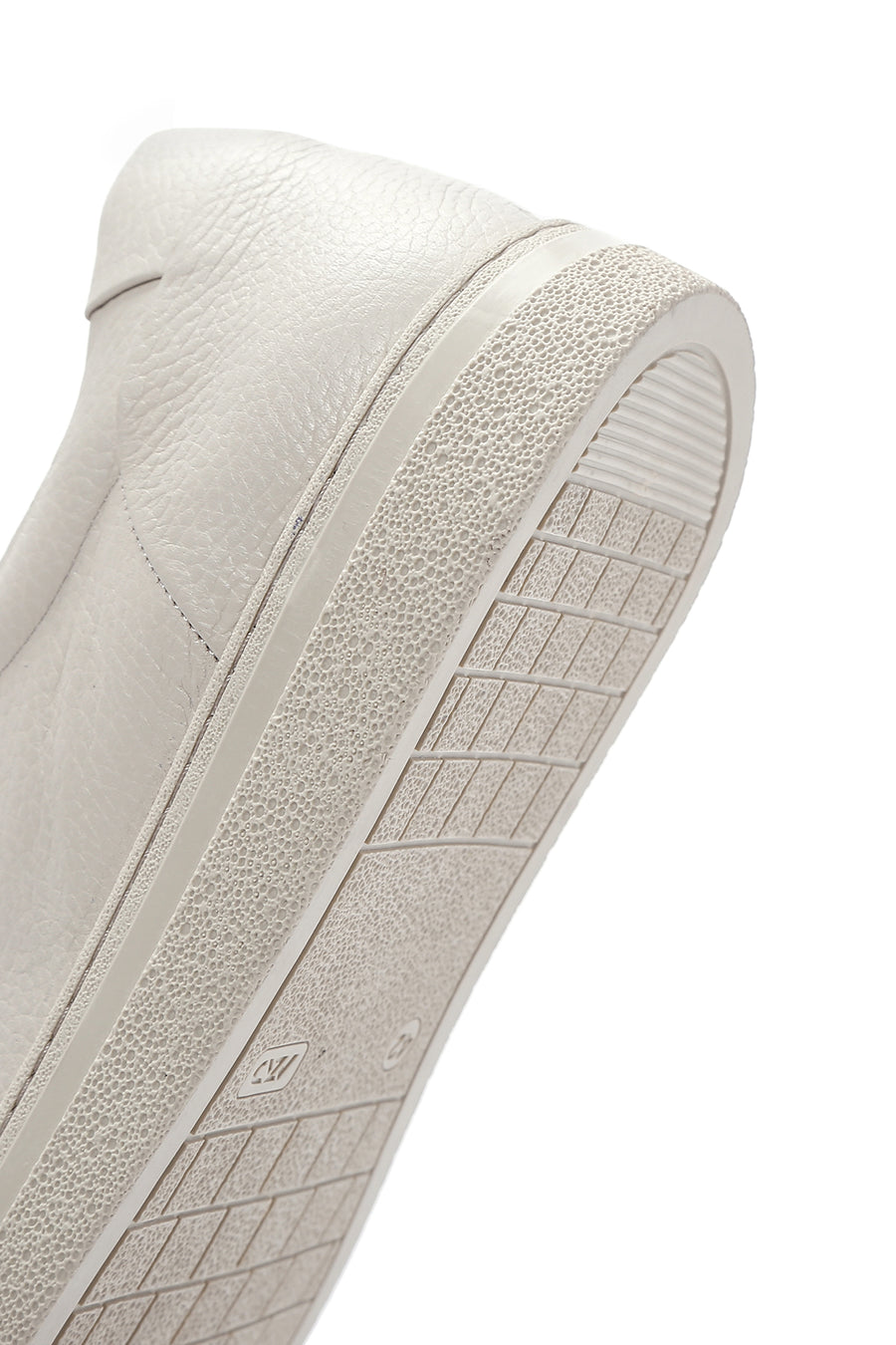 Men's Ecru Lace-Up Leather Sneaker