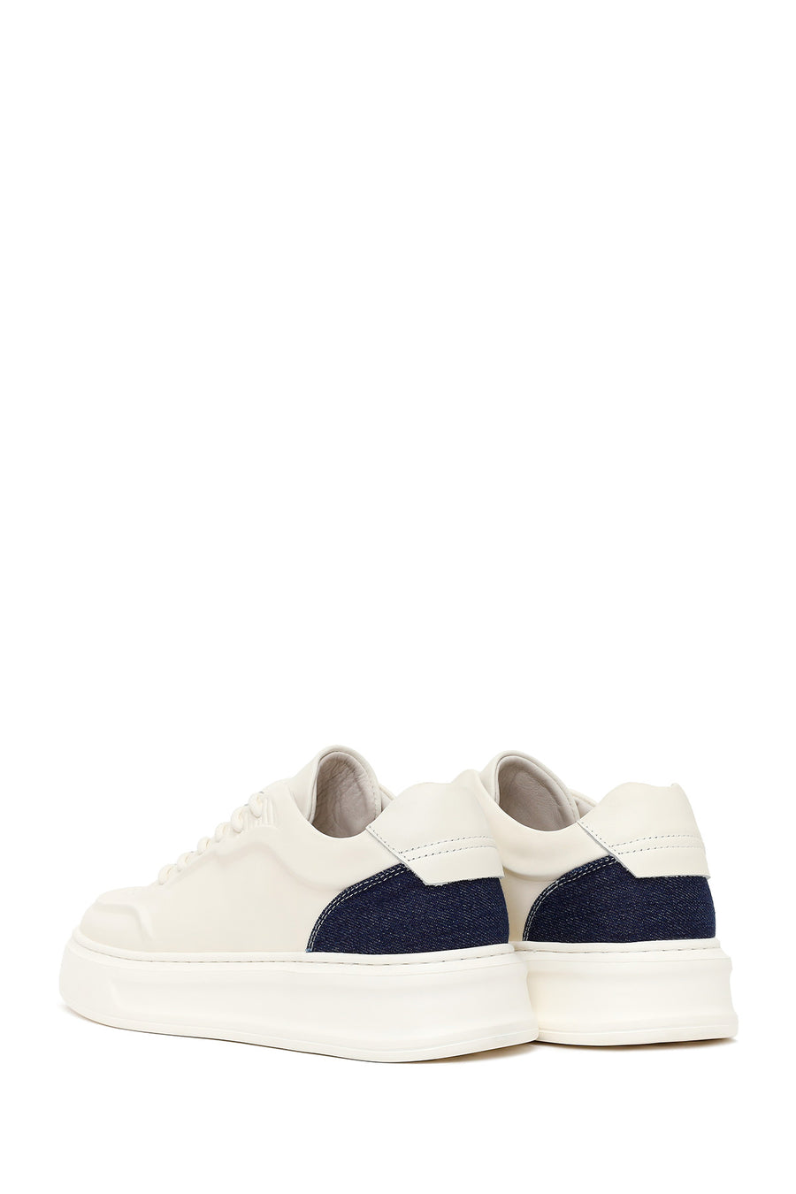 Male White Lace-Up Leather Sneaker