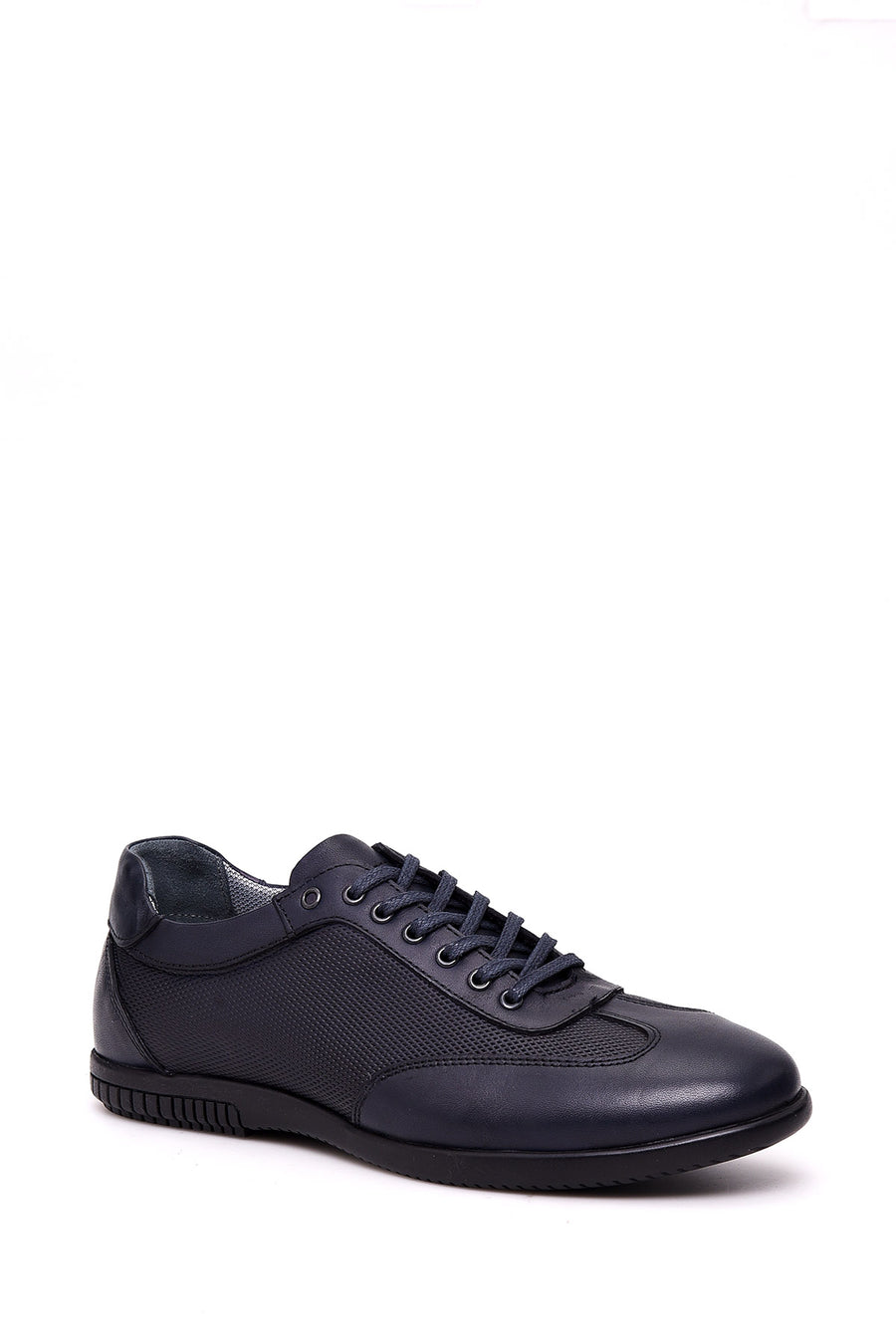 Men's Casual Shoes