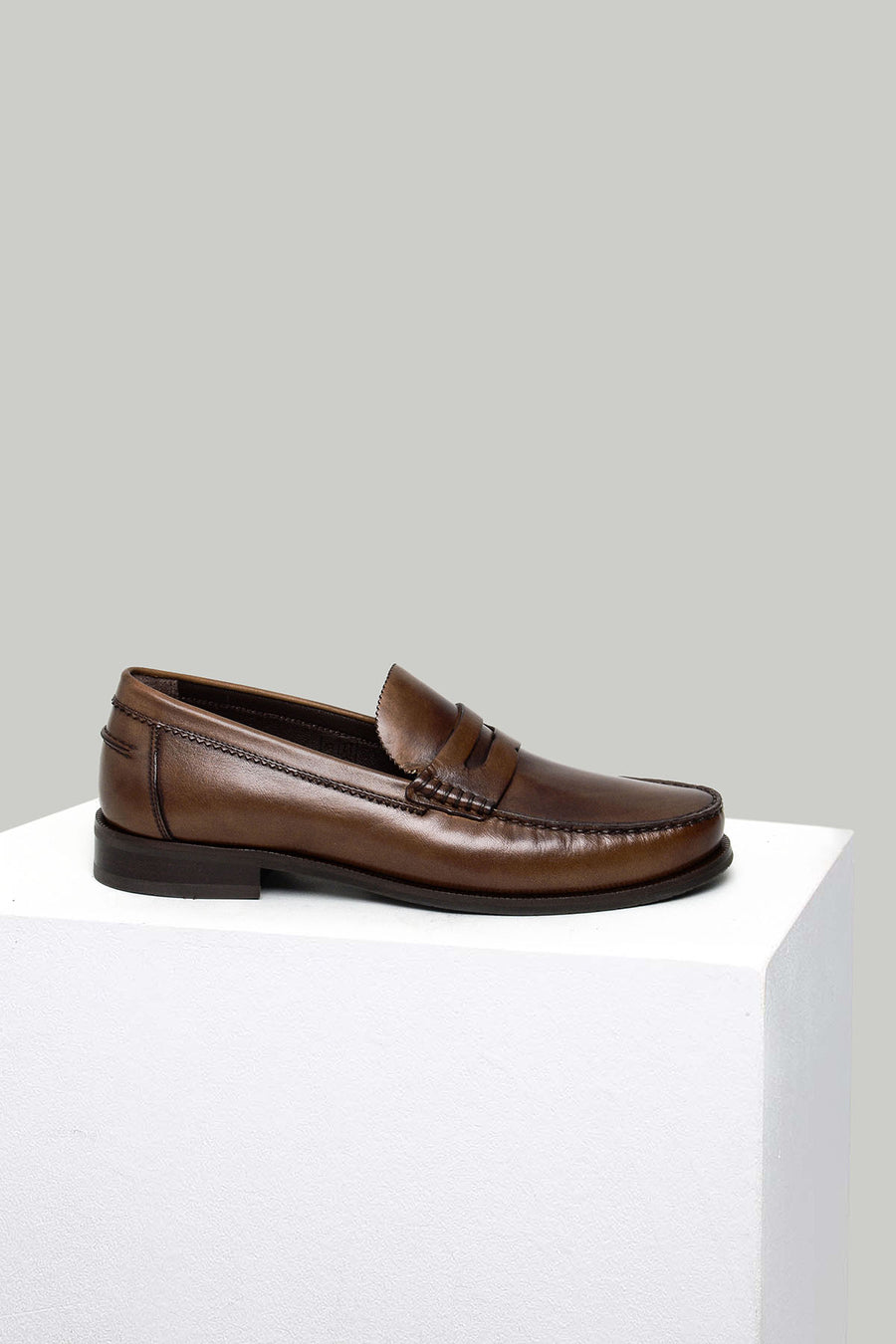 Men's Tan Leather Shoes
