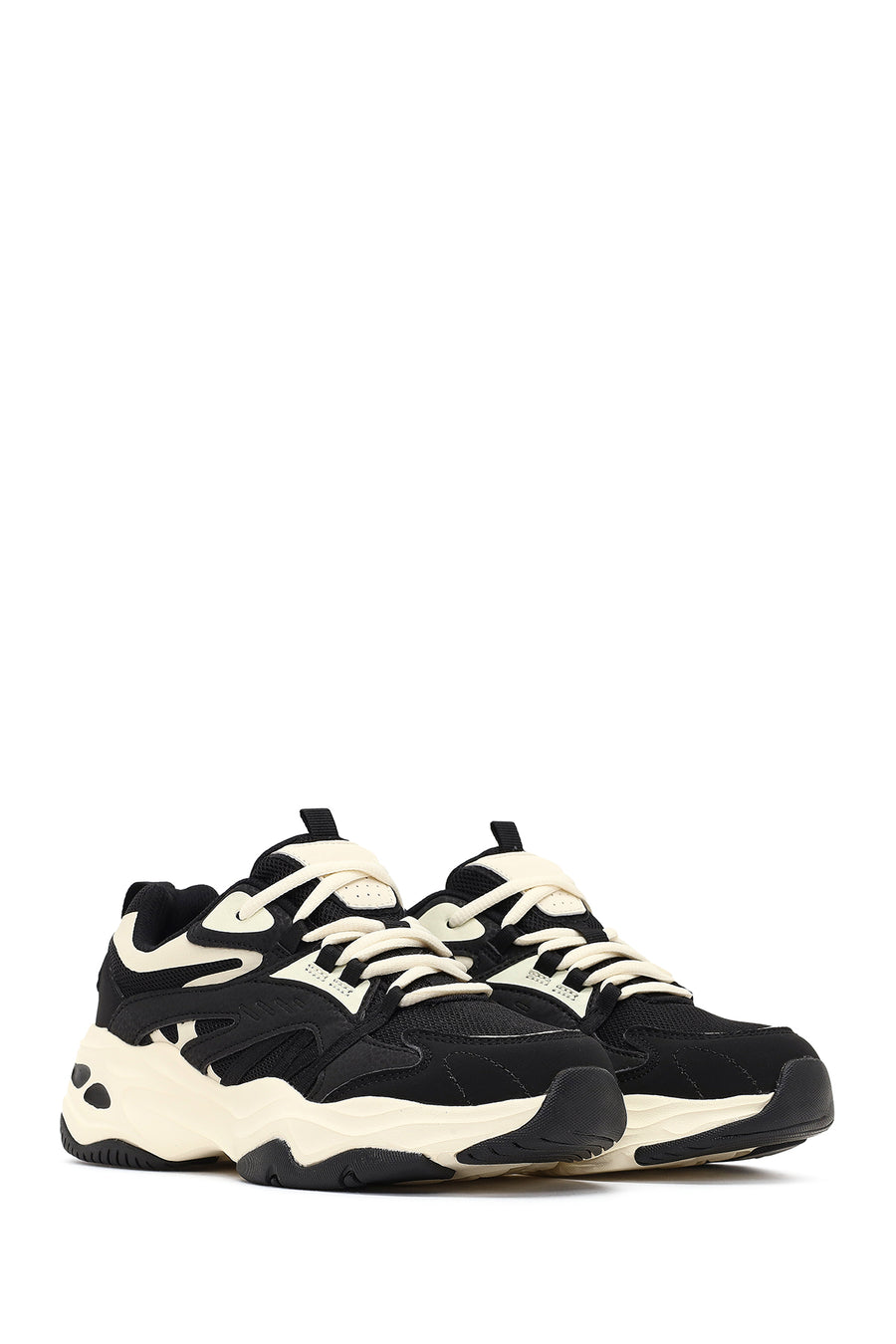 Woman Black Lace-Up Chunky Sneaker