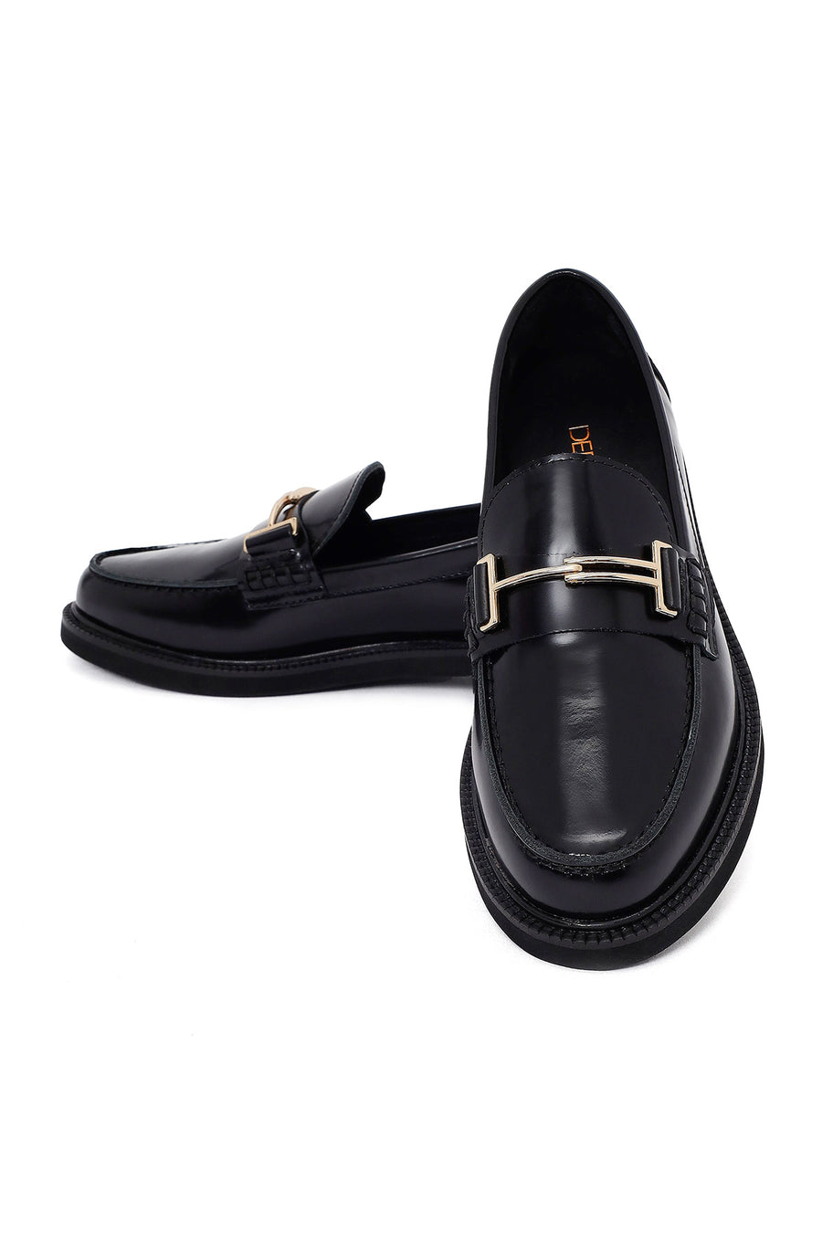Kadın Siyah Tokalı Deri Maskülen Loafer