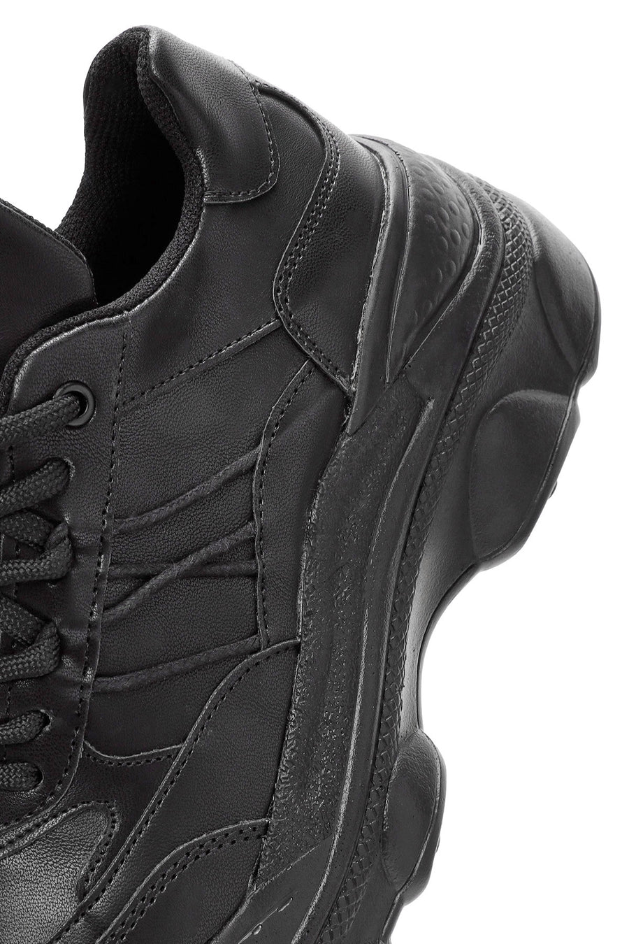 Kadın Siyah Bağcıklı Kalın Tabanlı Sneaker