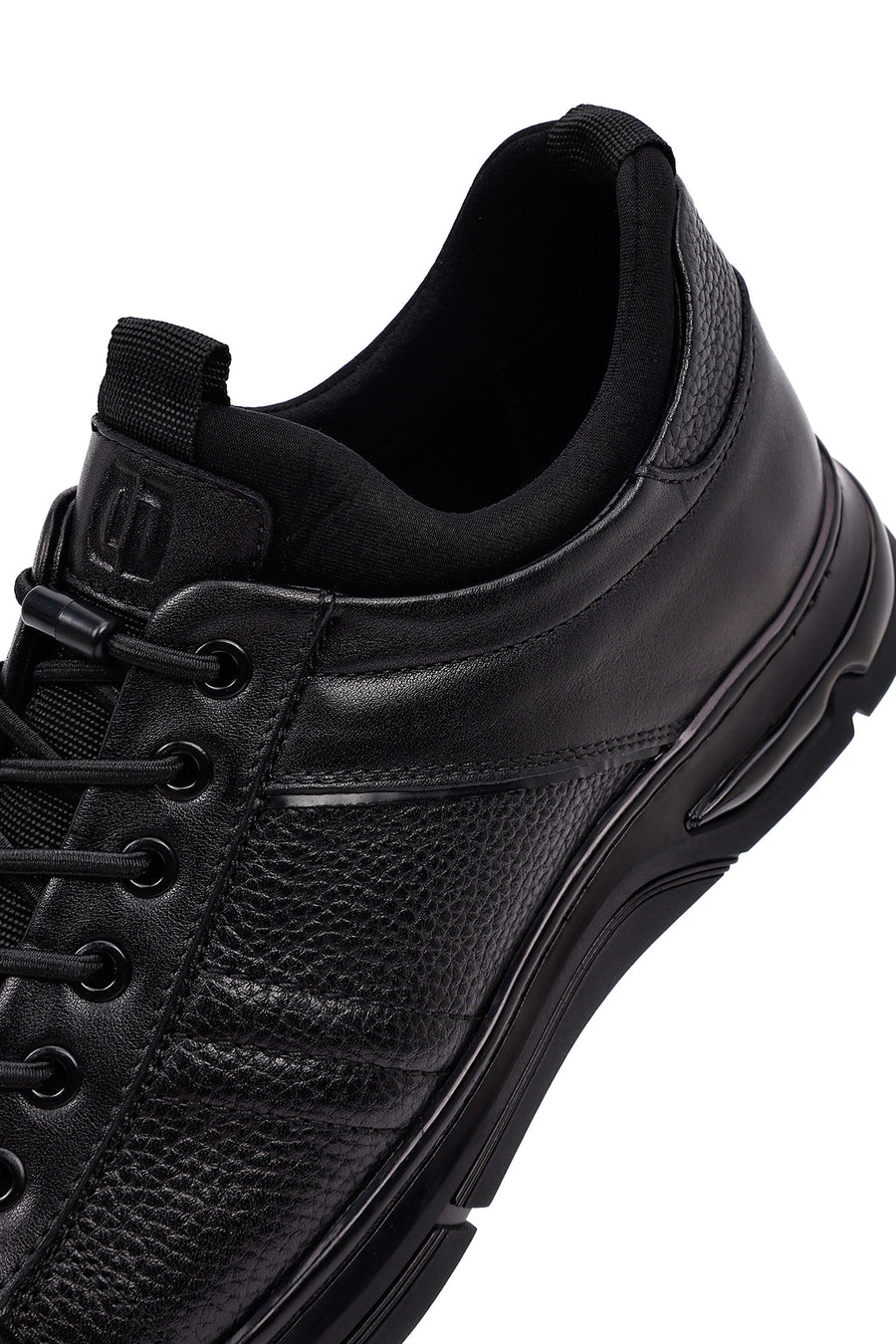 Erkek Siyah Bağcıklı Deri Casual Sneaker