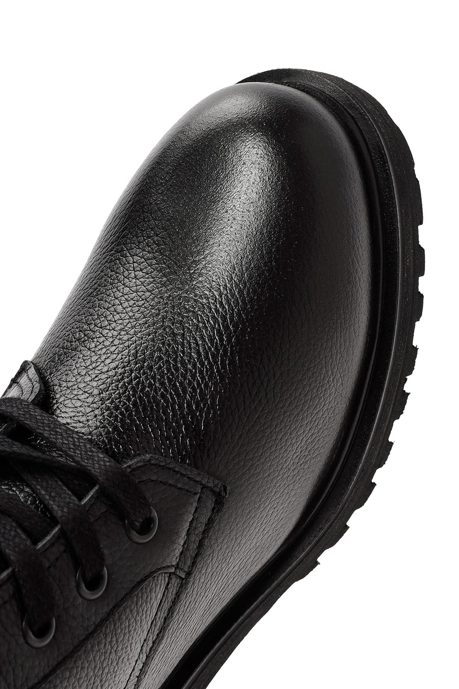 Women's Black Zippered Leather Boots