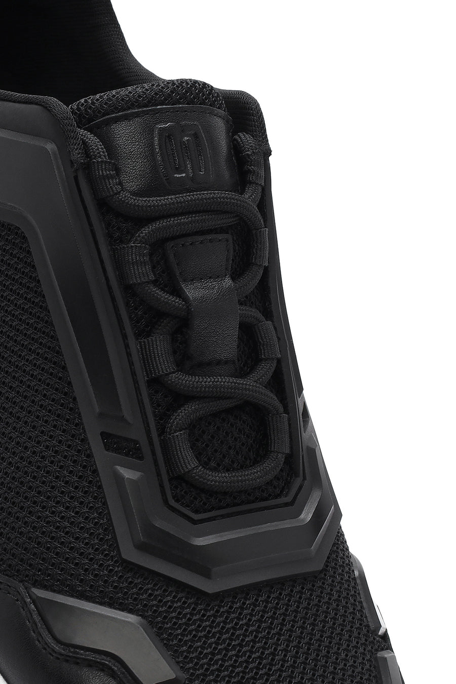 Men's Black Lace-Up Thick Sole Sneaker
