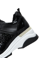 Women's Black Thick Soled Sneaker | Derimod