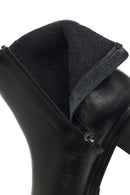 Woman Black Zip Closure Short Thick-Heeled Leather Boots | Derimod