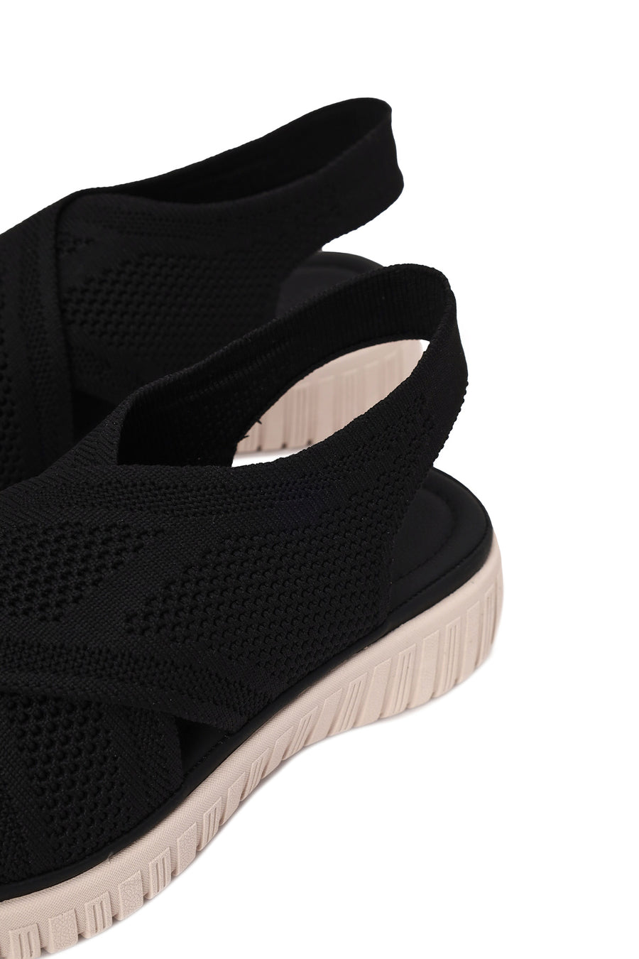 Woman Black Thick-Soled Comfort Sandal