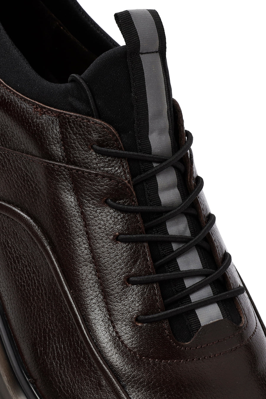 Men's Brown Lace-Up Leather Casual Sneaker
