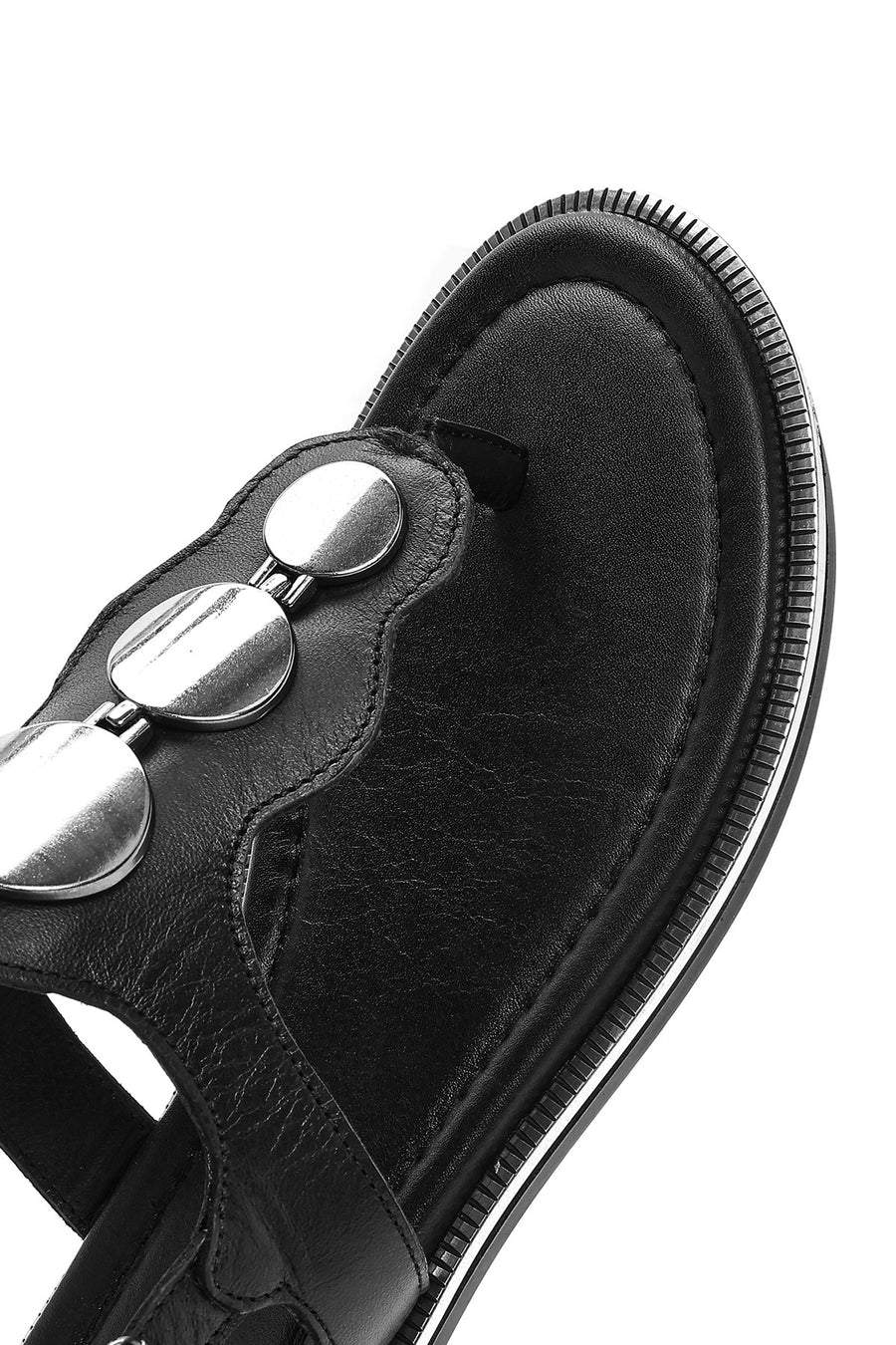 Women's Black Leather Flip-Flop Sandals