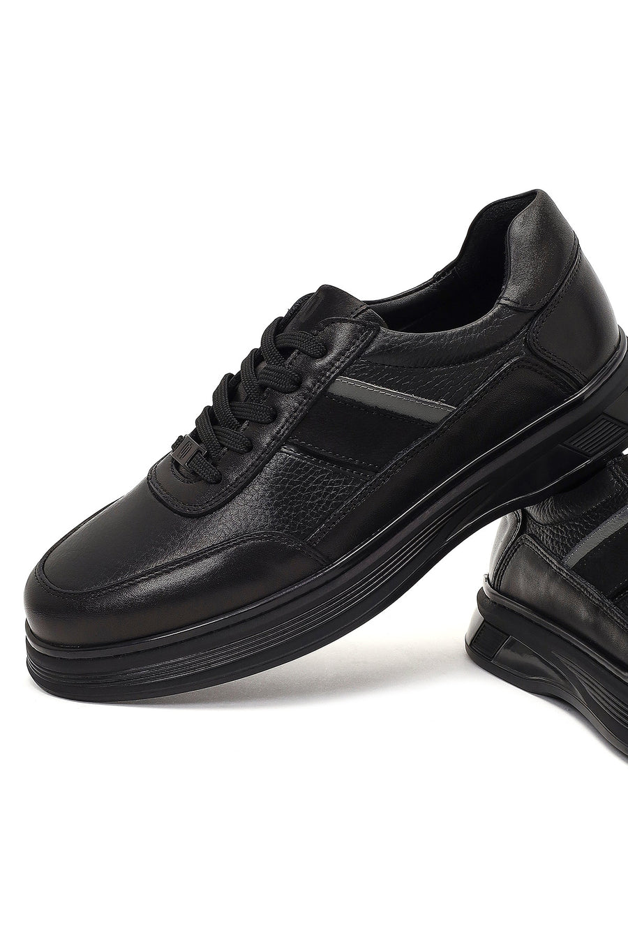 Erkek Siyah Bağcıklı Deri Casual Sneaker
