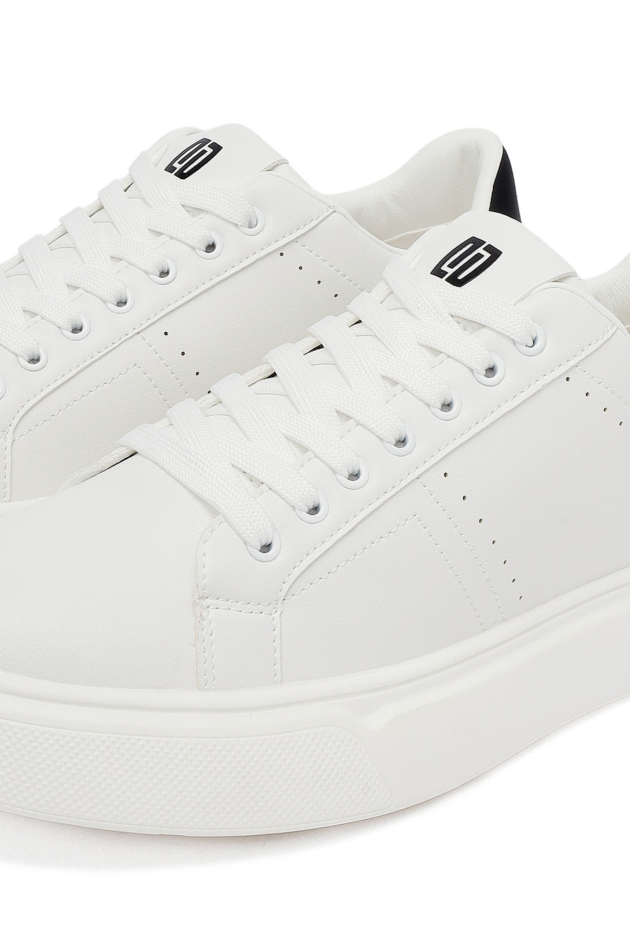 Erkek Beyaz Bağcıklı Sneaker