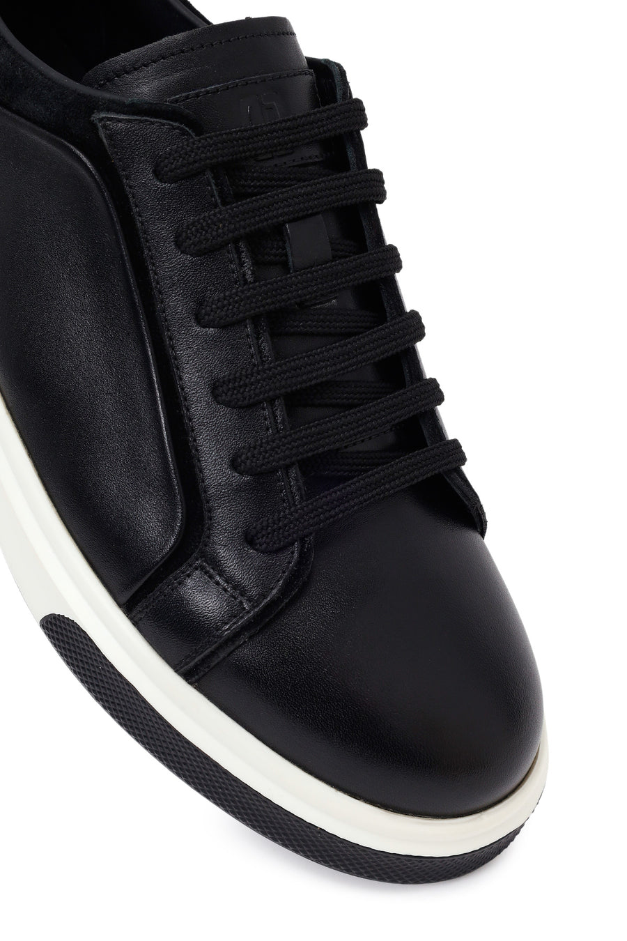 Erkek Siyah Bağcıklı Kalın Tabanlı Deri Sneaker