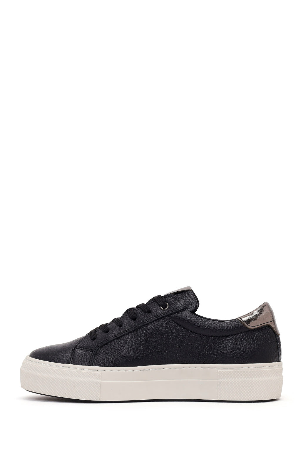Kadın Siyah Bağcıklı Deri Sneaker