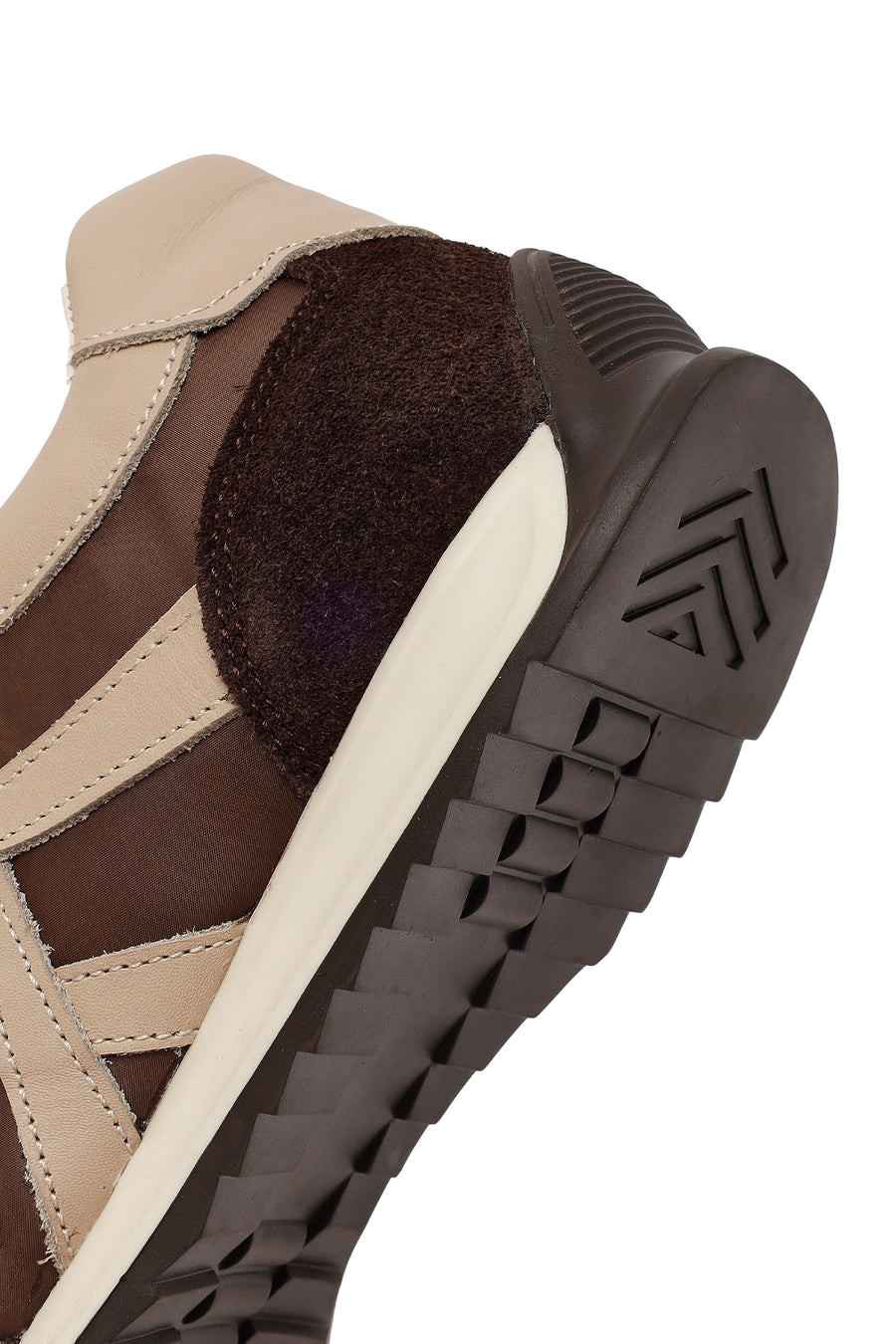 Kadın Kahverengi Bağcıklı Charmlı Deri Sneaker