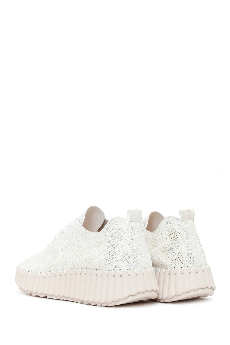 Kadın Beyaz Bağcıklı Desenli Kalın Tabanlı Kumaş Sneaker