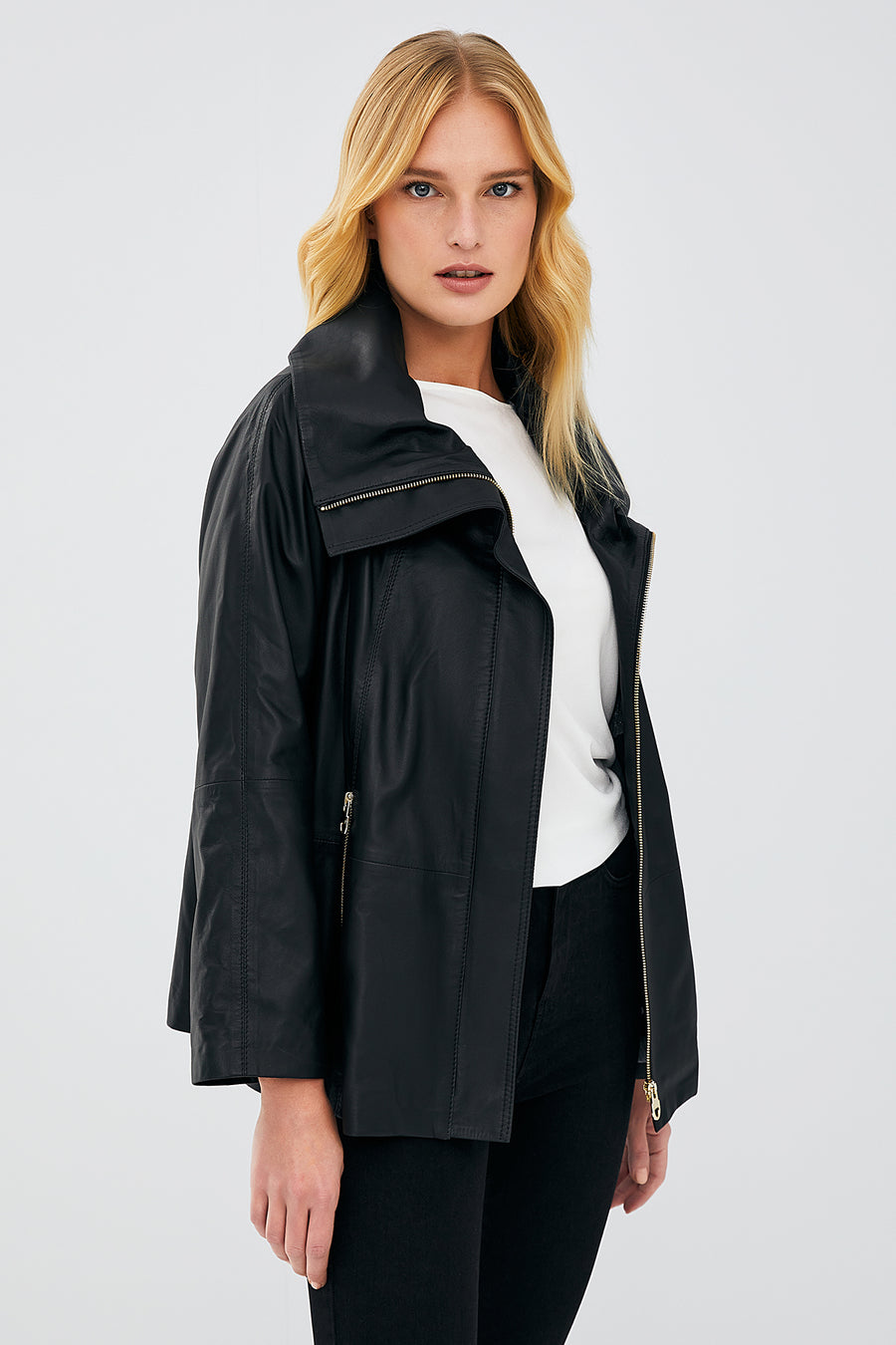 Felicita Women's Black Oversize Leather Jacket 23SGD5089FH | Derimod