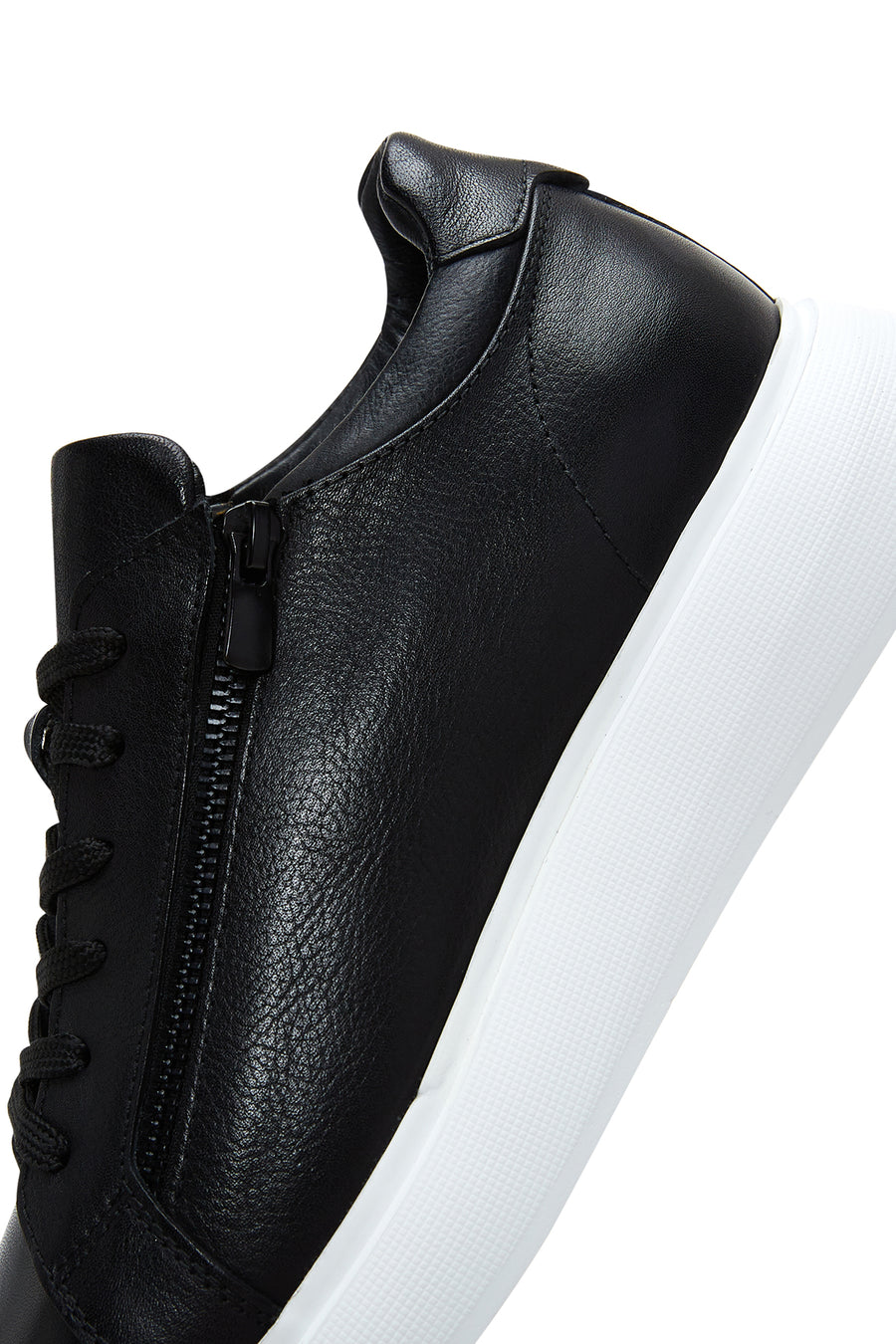 Men's Black Leather Sneaker
