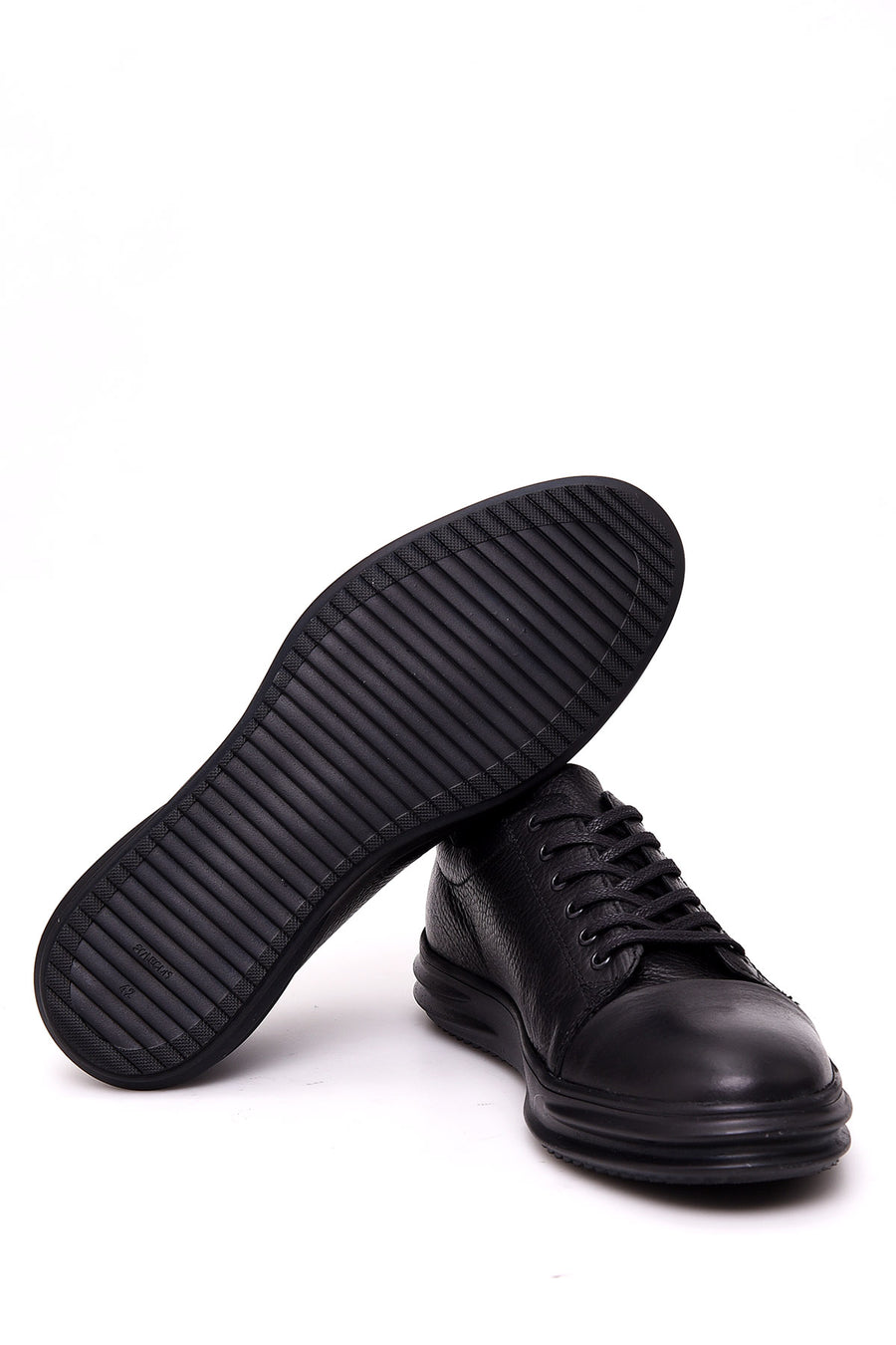 Men's Lace-Up Shoes