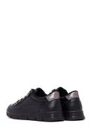 Woman Black Lace-Up Sneakers | Derimod