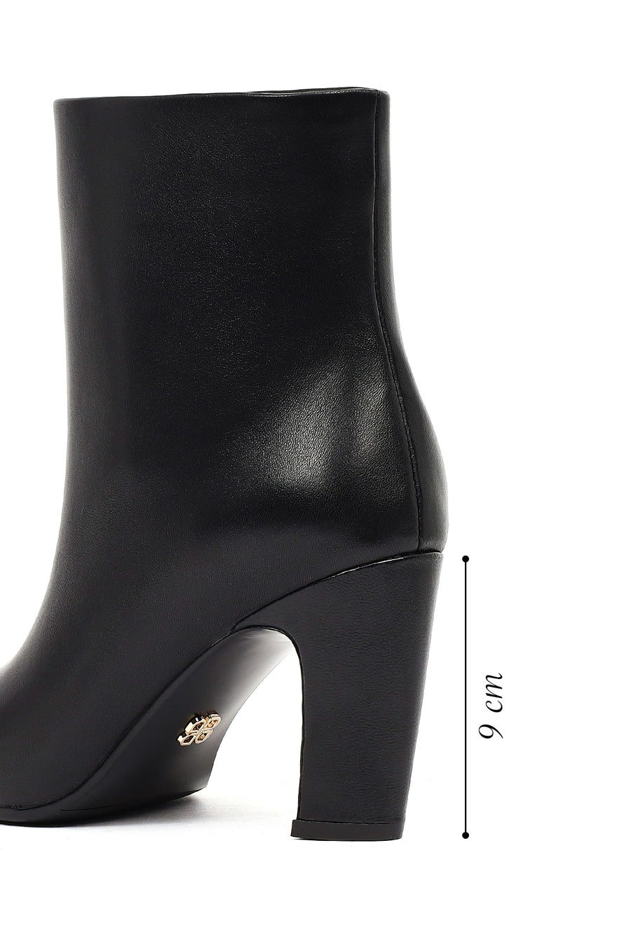 Women's Black Thick Heeled Leather Boots