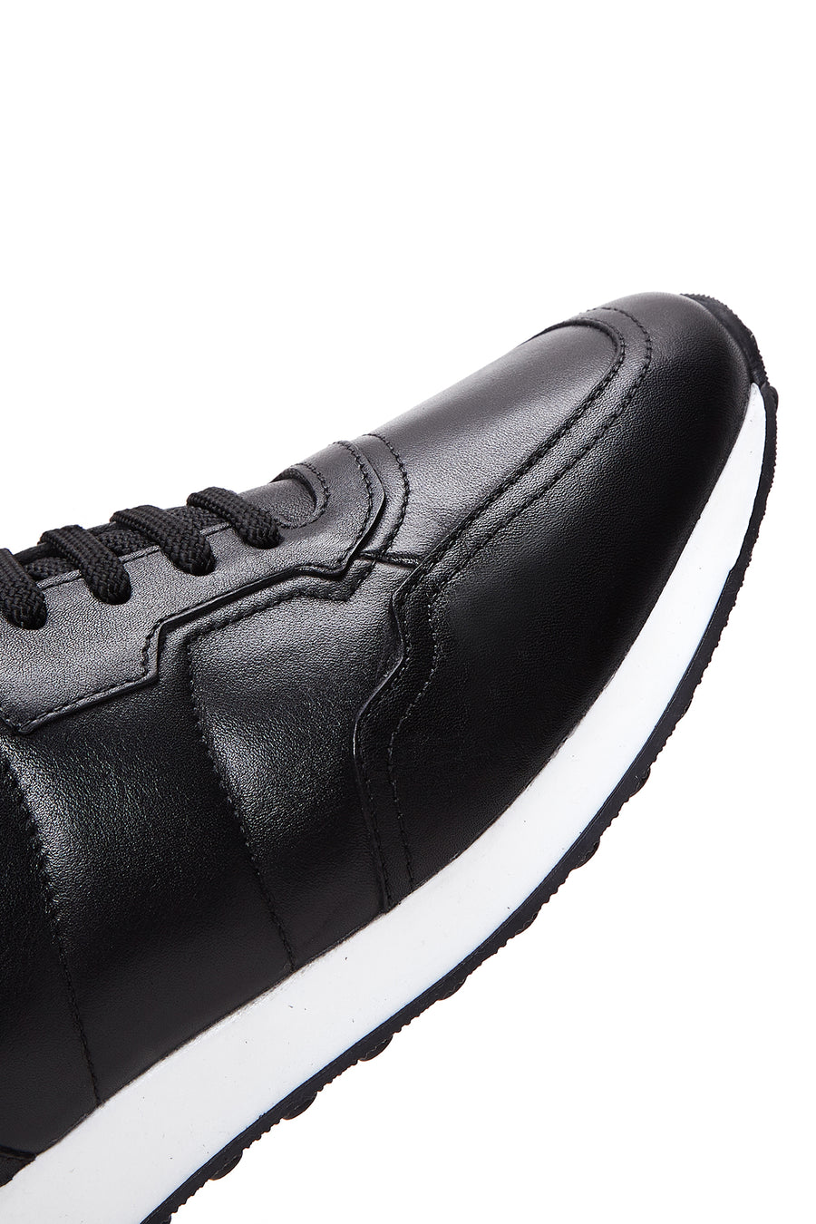 Men's Black Leather Sneaker