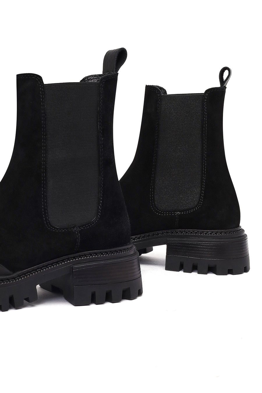 Woman Black Thick-Soled Suede Chelsea Boots