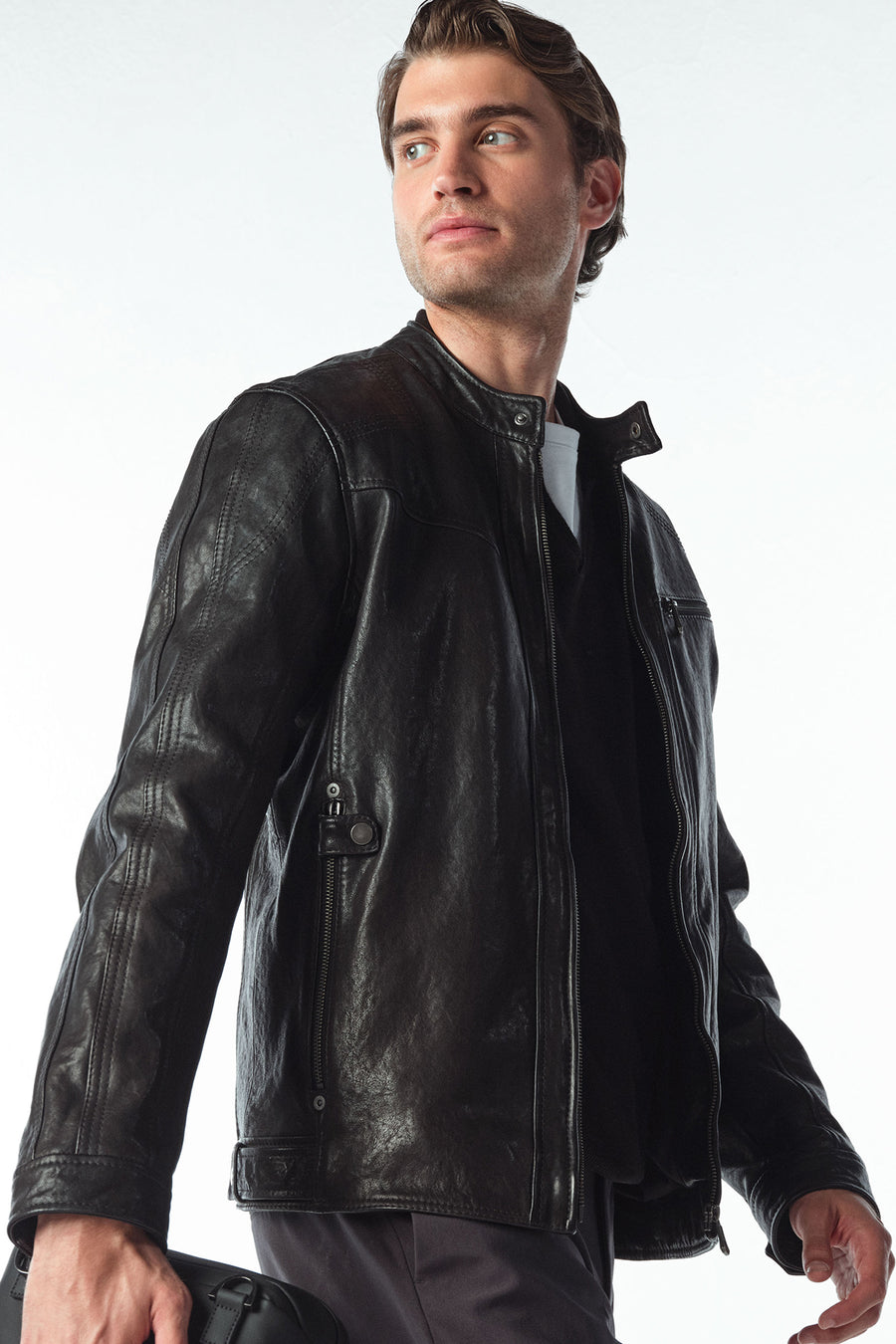 Towns Men Black Slim-Fit Short Leather Jacket 25WGF65872Z | Derimod