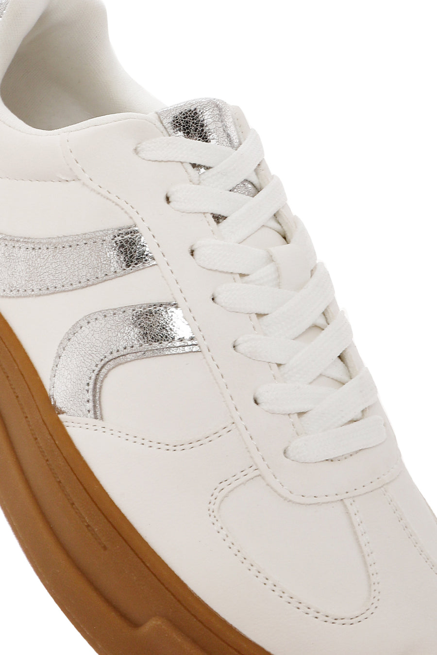 Kadın Beyaz Bağcıklı Kalın Tabanlı Sneaker
