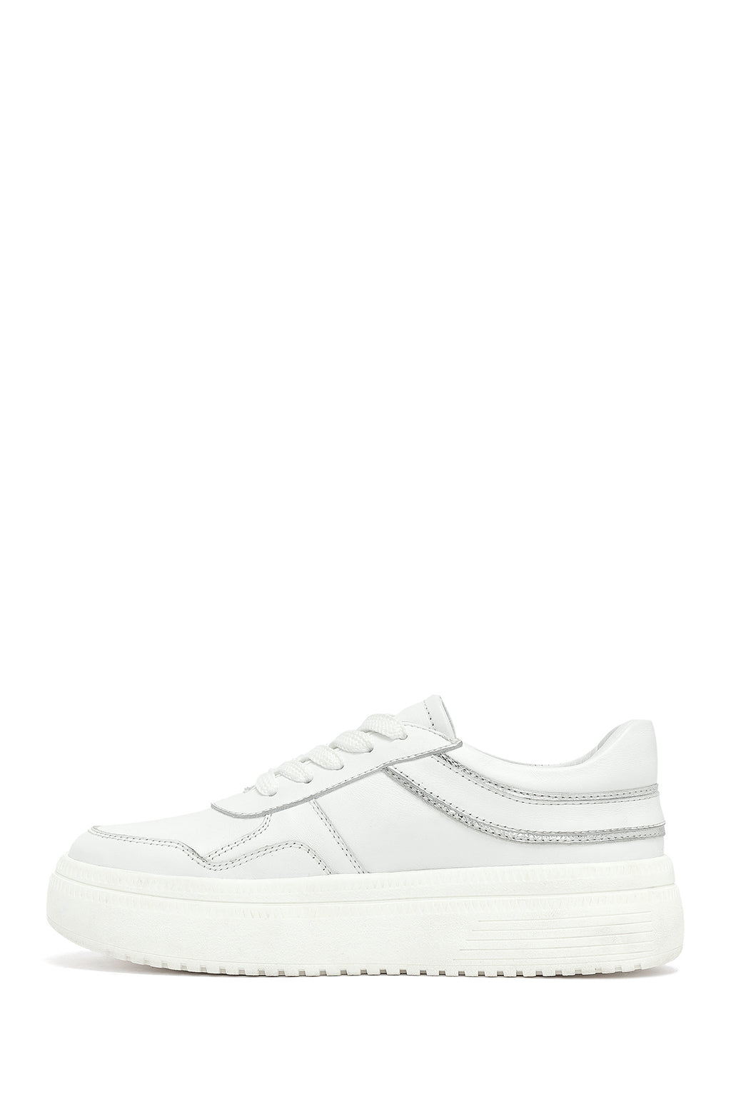 Kadın Beyaz Bağcıklı Kalın Tabanlı Deri Sneaker