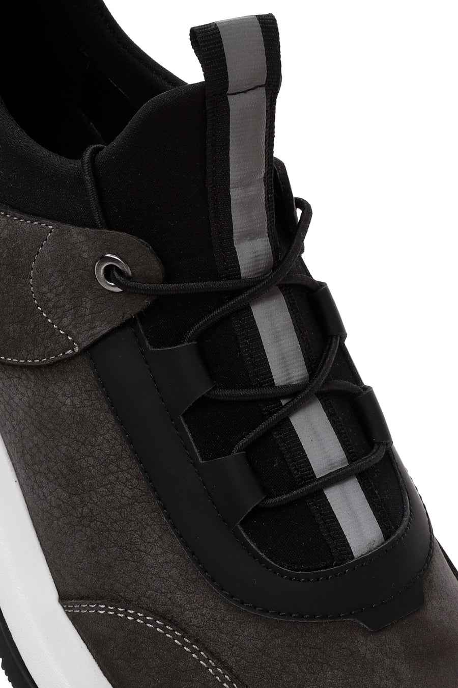 Erkek Gri Bağcıklı Nubuk Deri Casual Sneaker