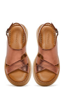 Kadın Bronz Kalın Tabanlı Metalik Deri Comfort Sandalet | Derimod