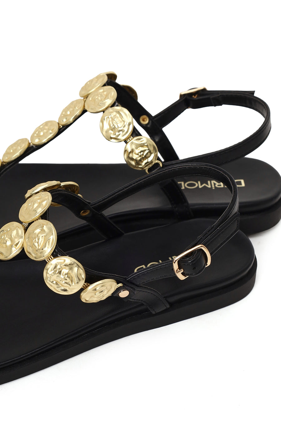 Woman Black Buckled Toe-Post Sandal
