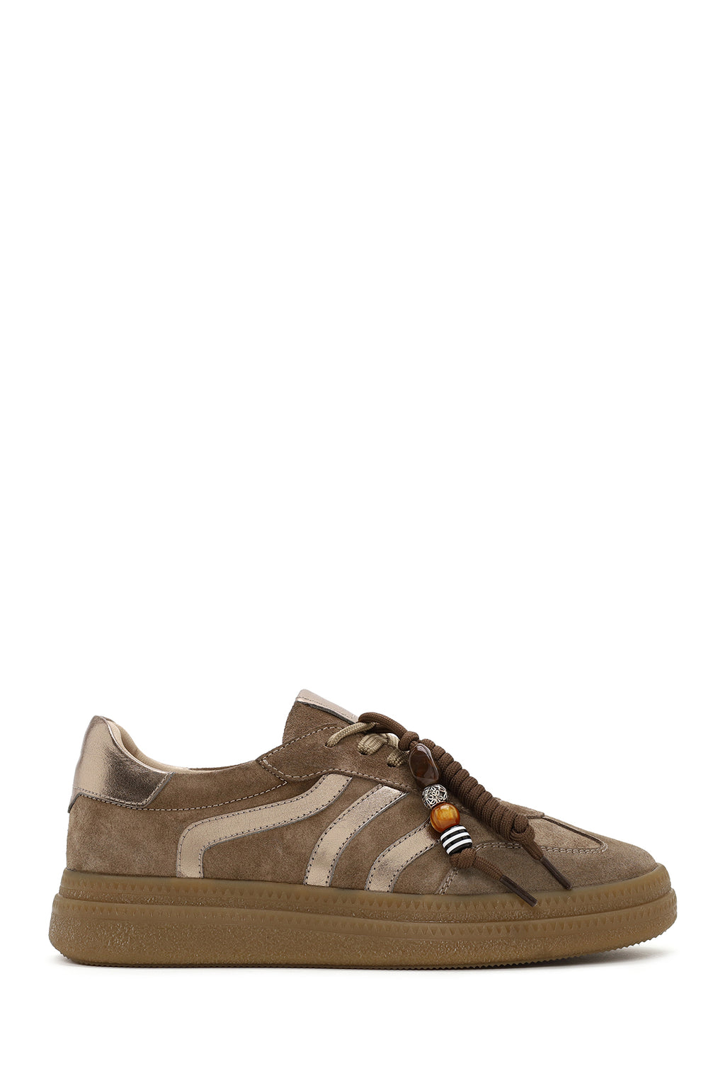 Kadın Bej Bağcıklı Kalın Tabanlı Charmlı Süet Deri Sneaker