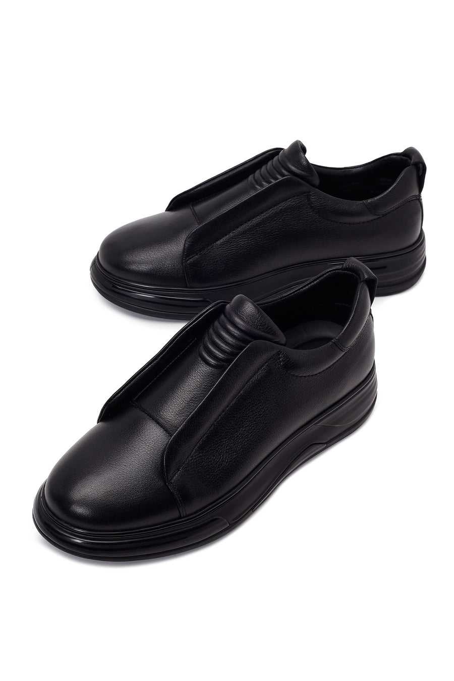 Male Black Leather Sneaker