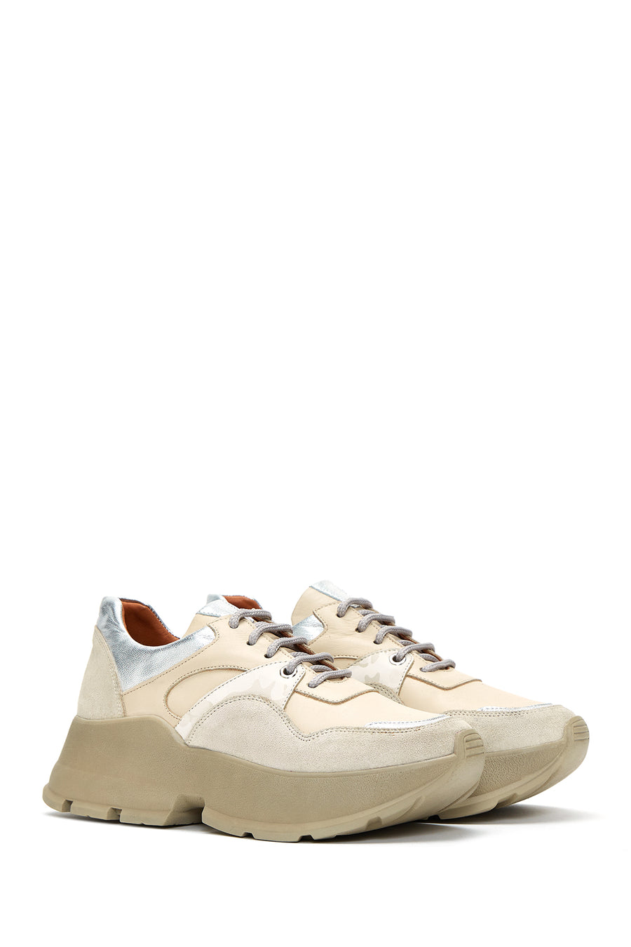 Kadın Bej Deri Süet Detaylı Kalın Tabanlı Sneaker