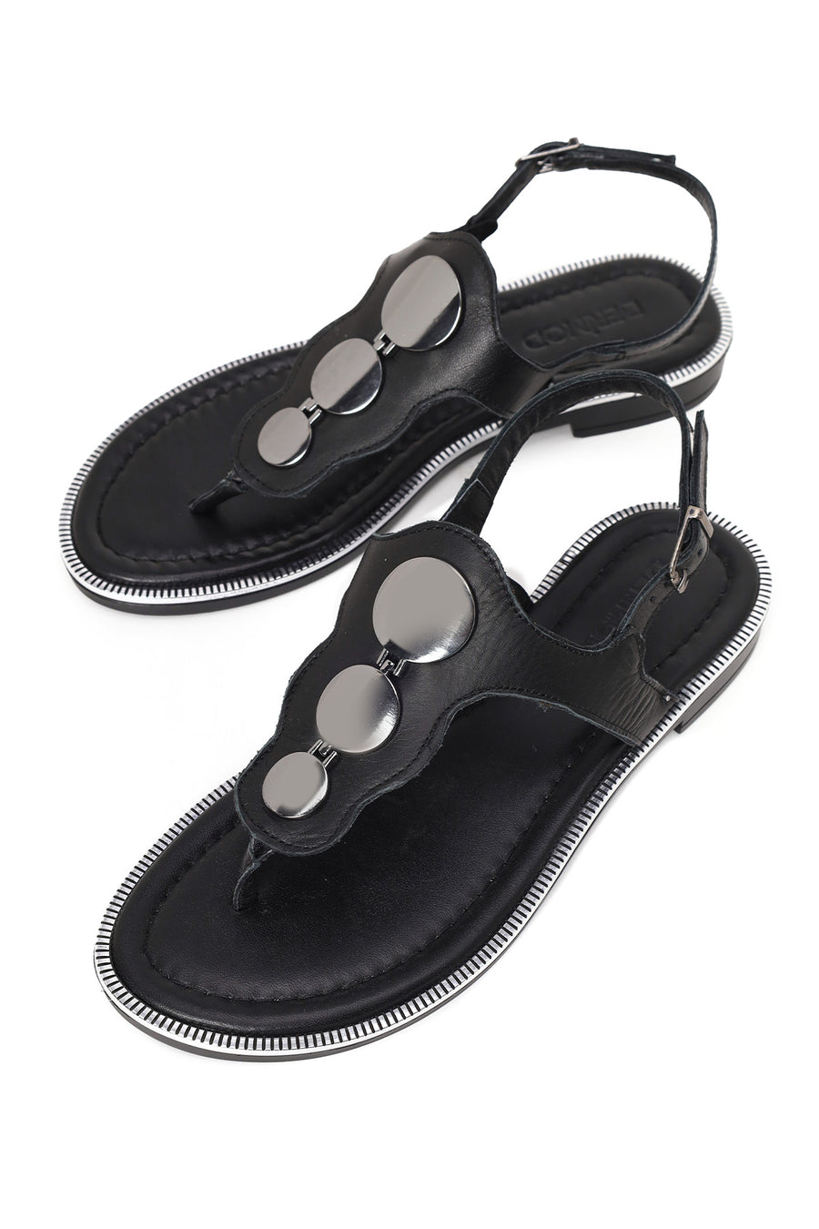 Women's Black Leather Flip-Flop Sandals