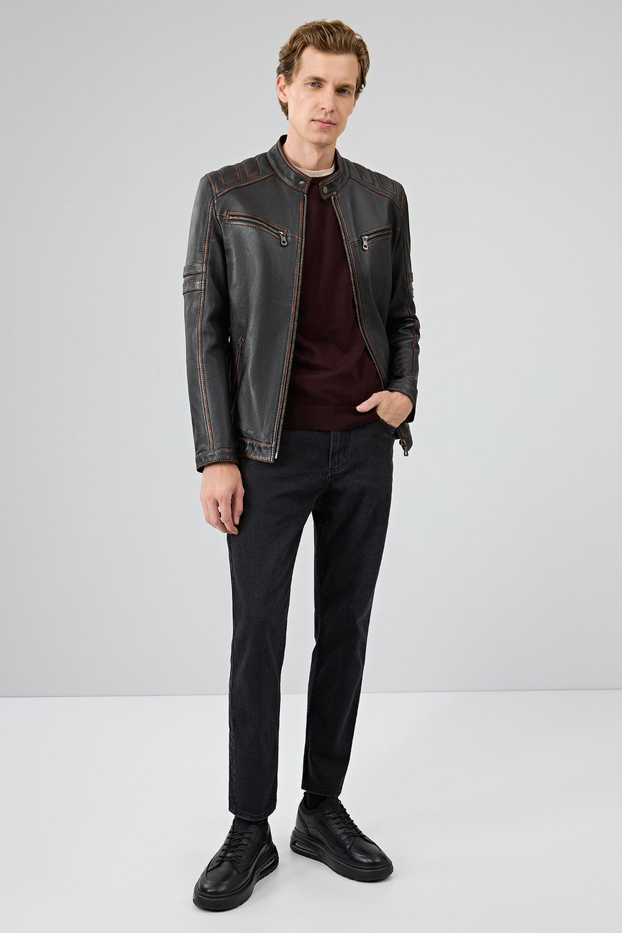 Leonard Men's Brown Vintage Slim-Fit Leather Jacket