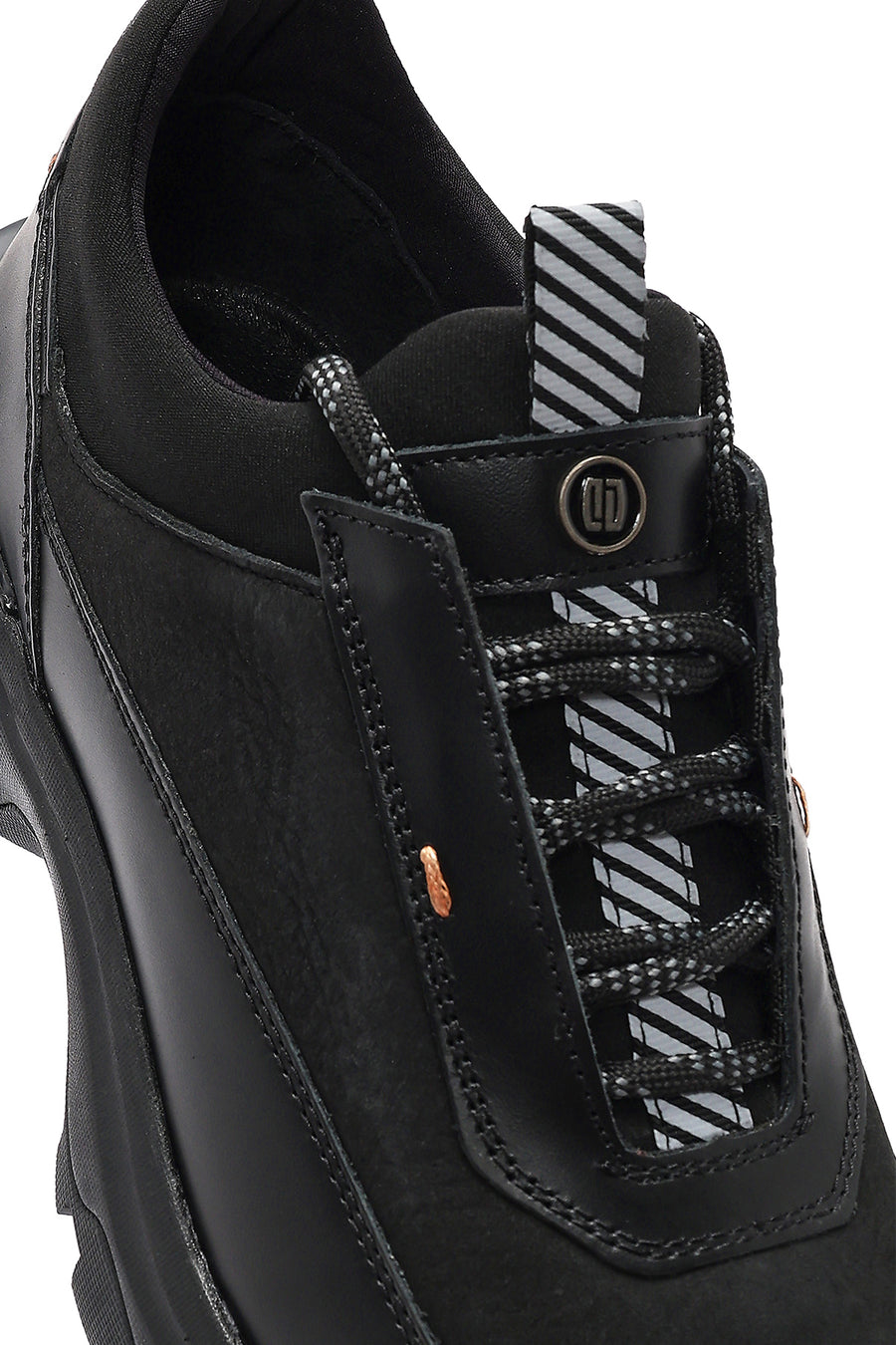 Erkek Siyah Bağcıklı Nubuk Deri Sneaker