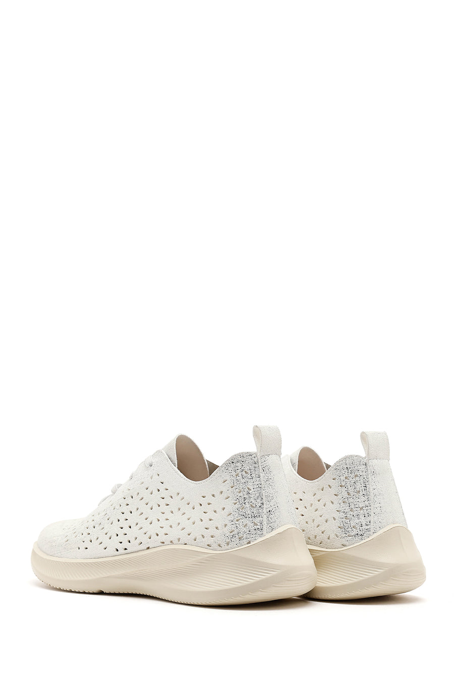 Kadın Beyaz Bağcıklı Kalın Tabanlı Desenli Kumaş Comfort Sneaker
