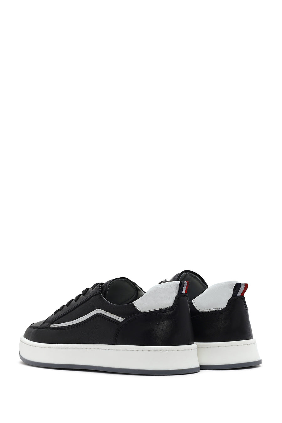 Men's Black Lace-up Leather Sneaker