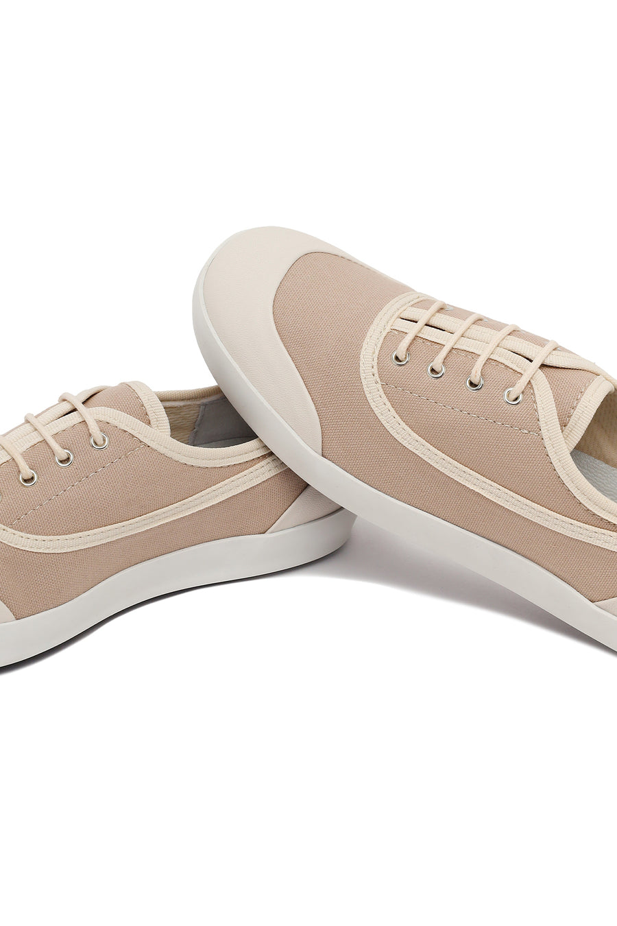 Woman Beige Lace-up Leather Sneaker
