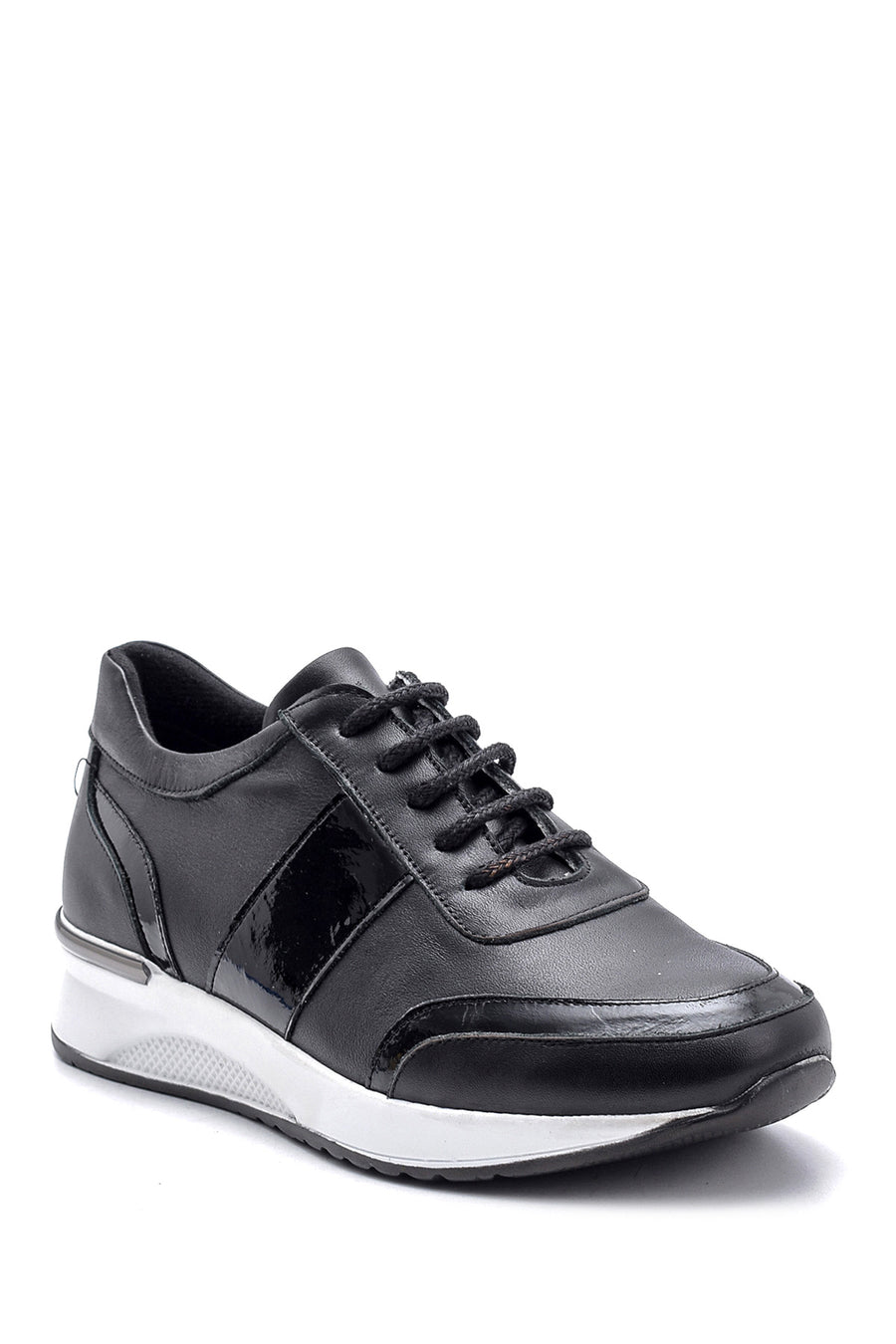 Kadın Rugan Detaylı Sneaker