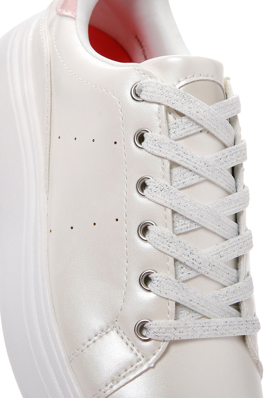 Kadın Beyaz Bağcıklı Kalın Tabanlı Sneaker
