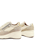 Kadın Bej Bağcıklı Fermuar Detaylı Dolgu Topuklu Deri Sneaker | Derimod